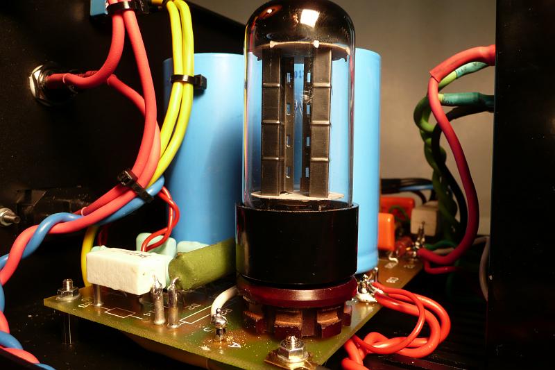8. ABSOLUTOR - Full-Wave Vacuum Rectifier.jpg